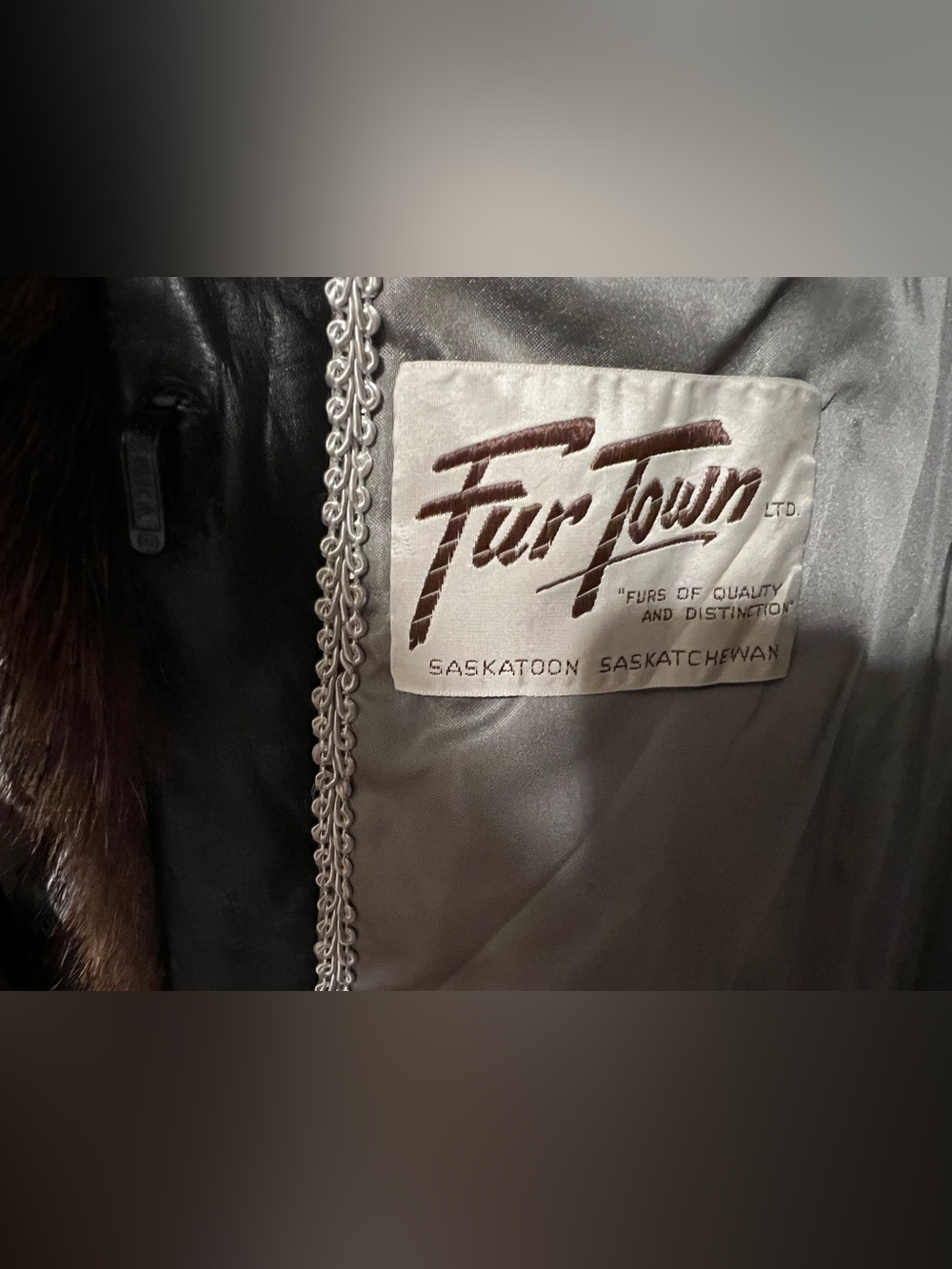 Fur Town Authentic Fur Coat - Picture 3 of 5